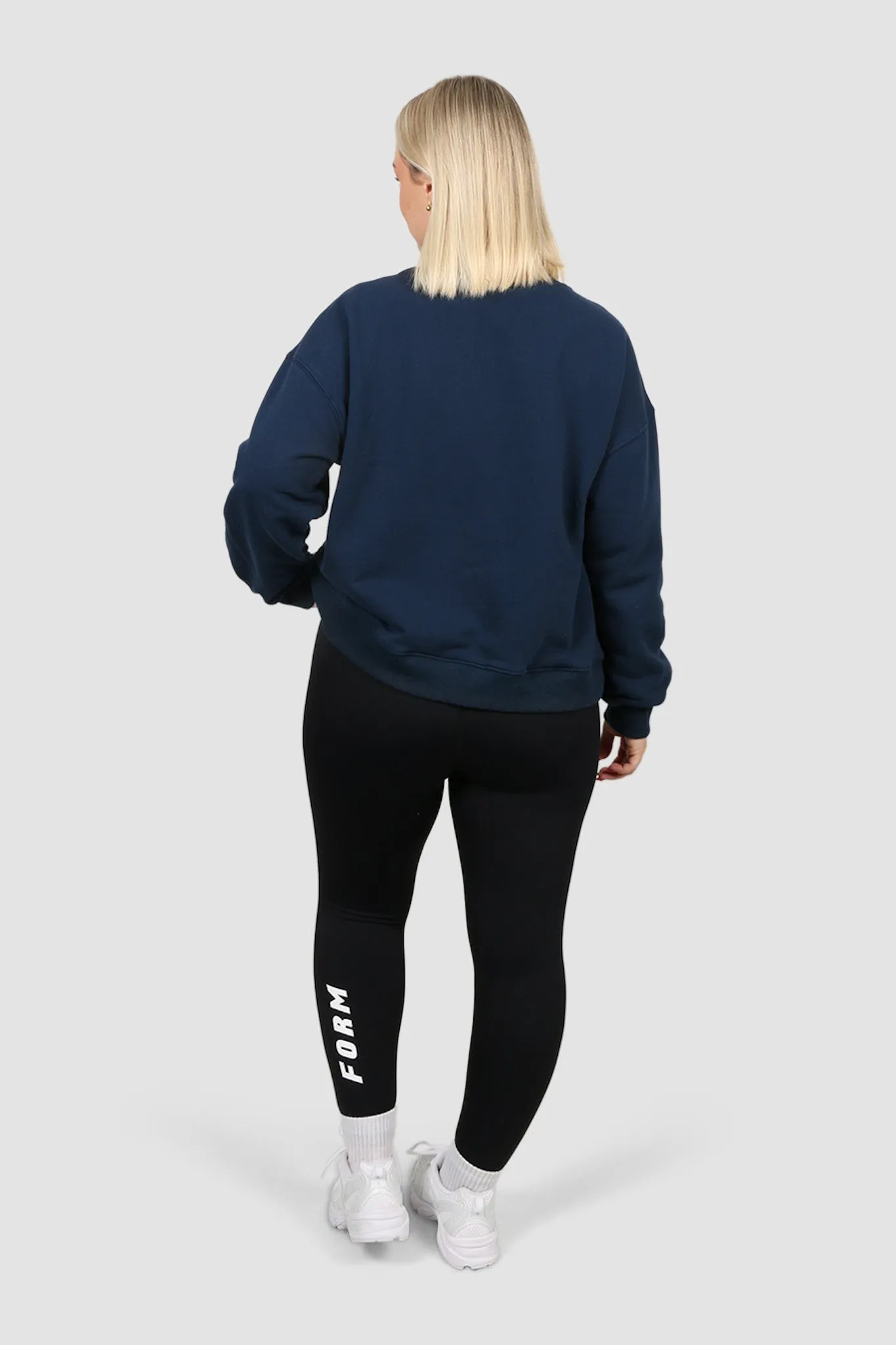 ATHLETICA OVERSIZED CREW NAVY