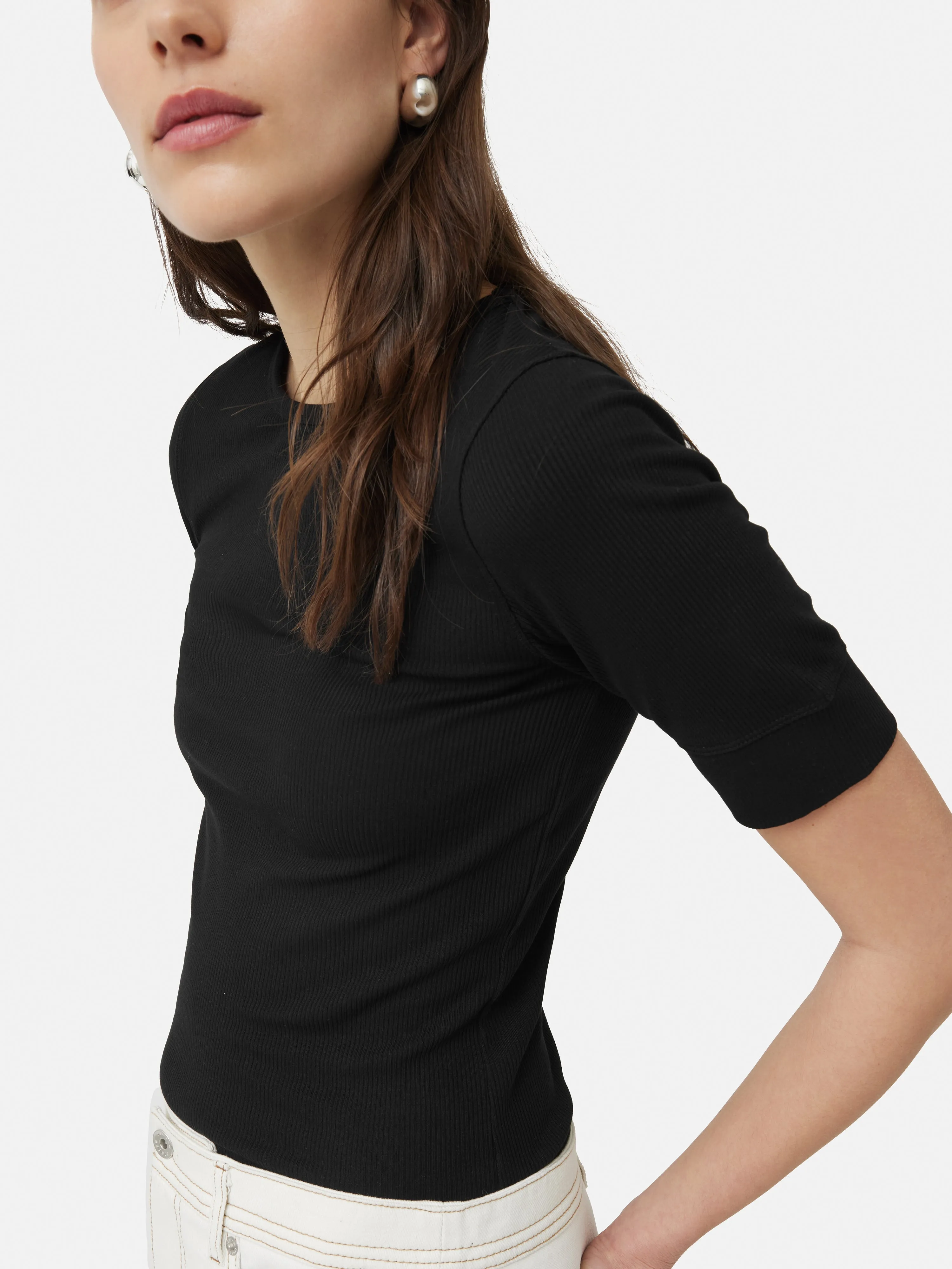 Bovey Crew Neck Tee | Black