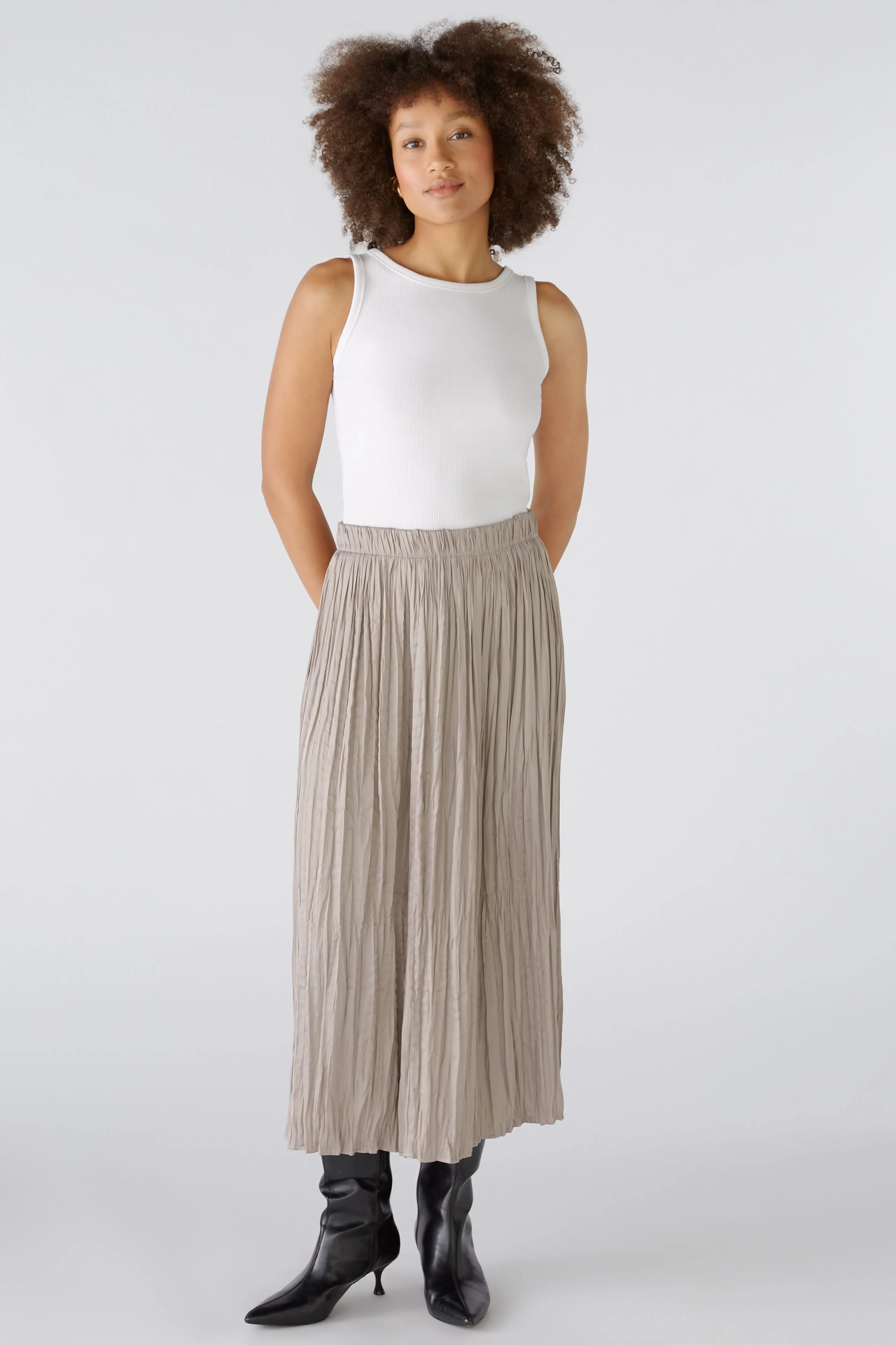 Crinkle Look Maxi Skirt in Light Stone