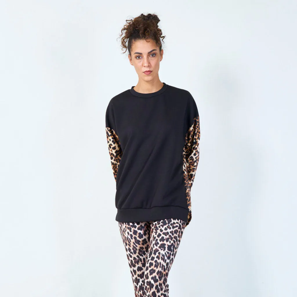 Leopard sleeve contrast sweatshirt wholesale